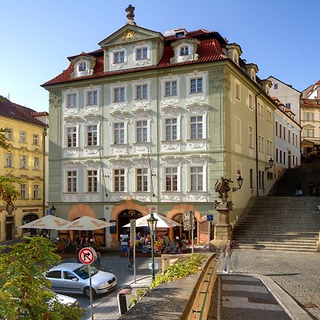 Golden Star Hotel Praag Buitenkant foto